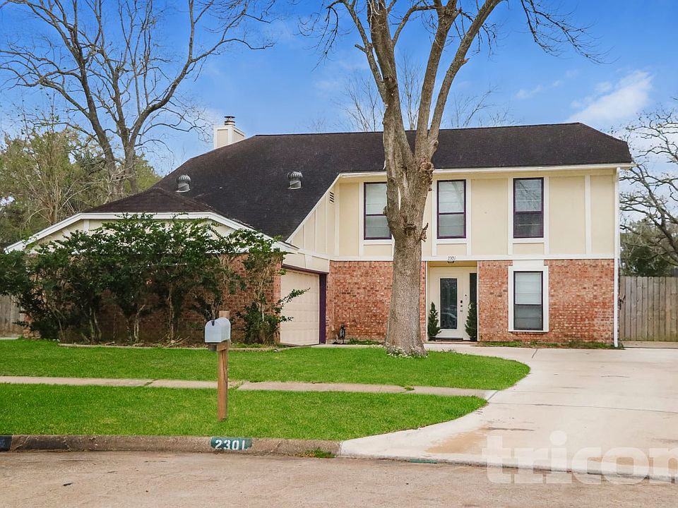 1st image of 2301 Lees Ct