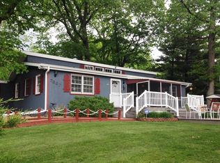 7667 N Poplar Ln, New Carlisle, IN 46552