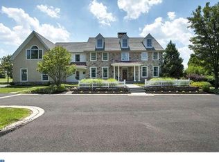 520 Pineville Rd, Newtown, PA 18940