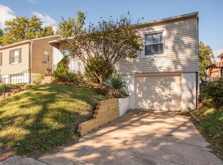 1537 Sanford Ave, Saint Louis, MO 63139