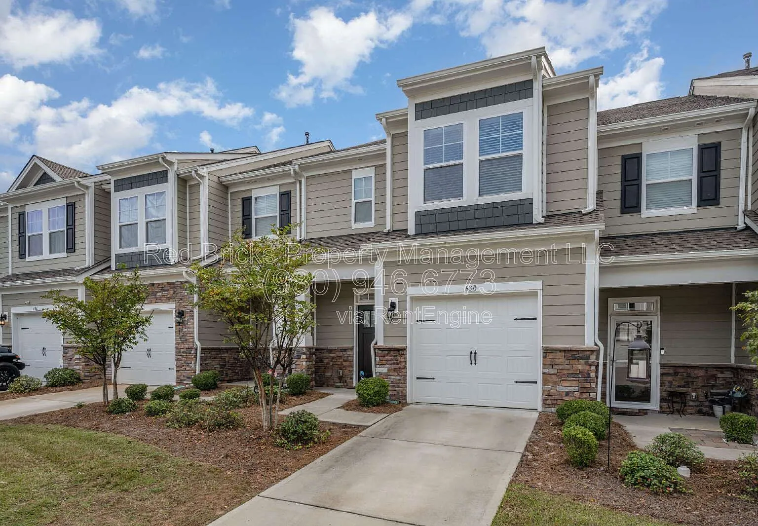 3 bed, 2.5 bath, 1577 sqft, $2,195 — Photo 3