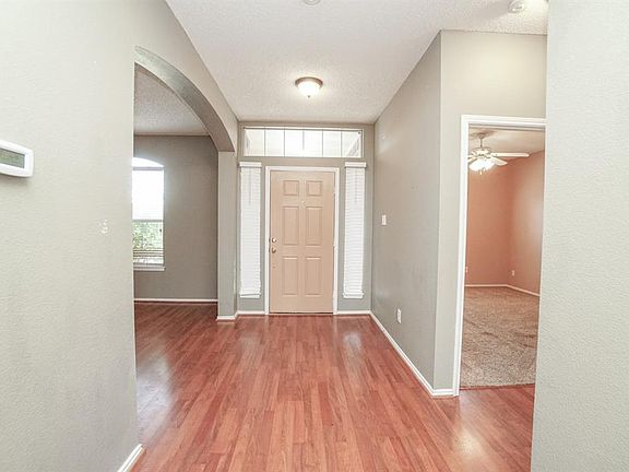 5th image of 1335 Dove Brook Dr