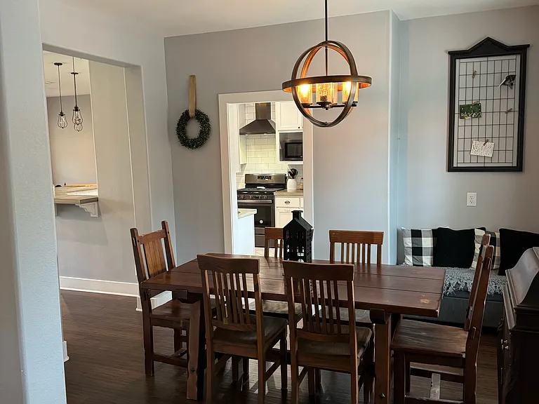 914 Bear Springs Trl — Photo 27