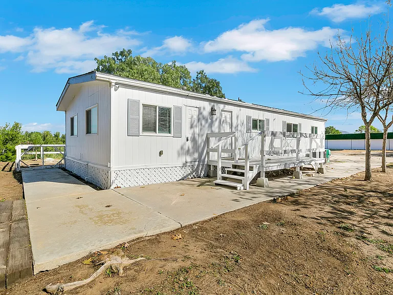 34450 Loi Ln — Photo 2