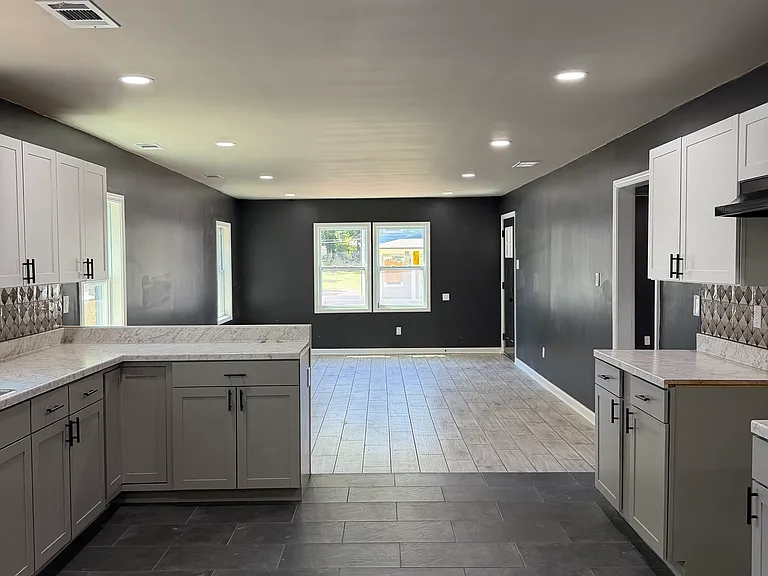 2846 Yale Ave — Photo 22