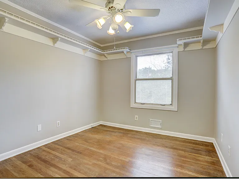 3245 Foxwood Trl SE — Photo 15