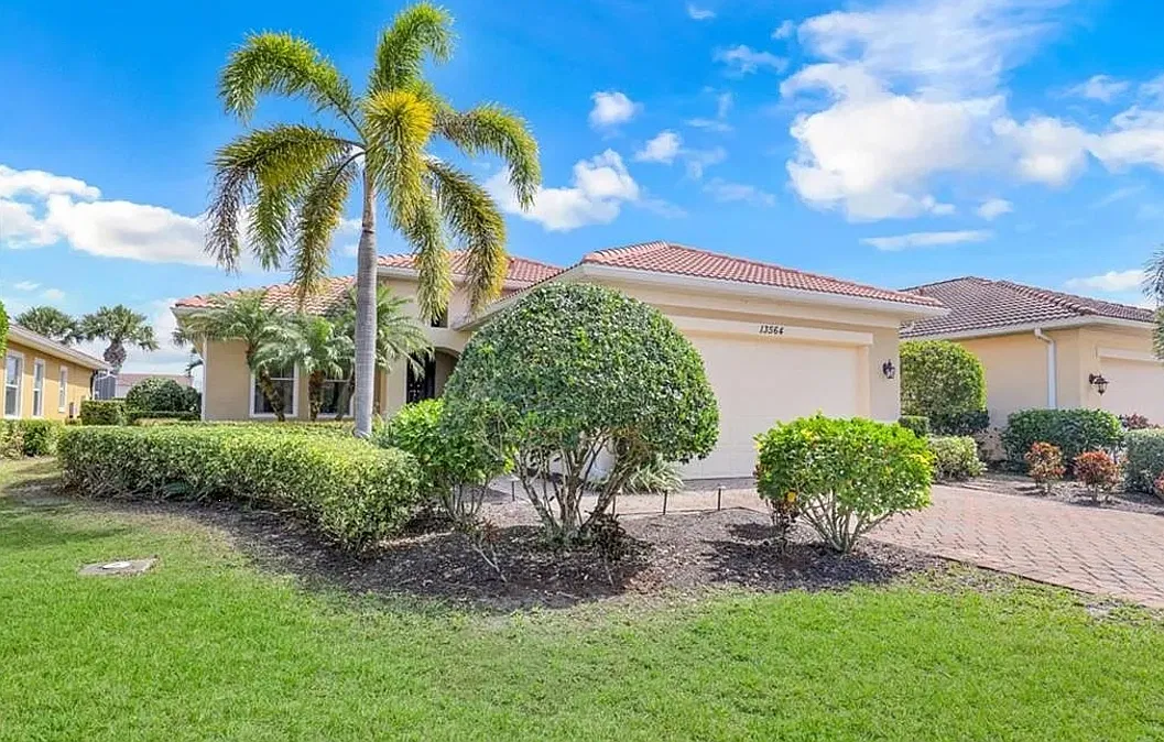 3 bed, 1827 sqft, $3,600 — Photo 1