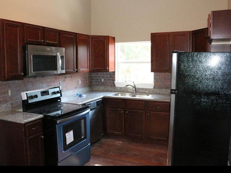 1st image of 316 N Barcelona St #C