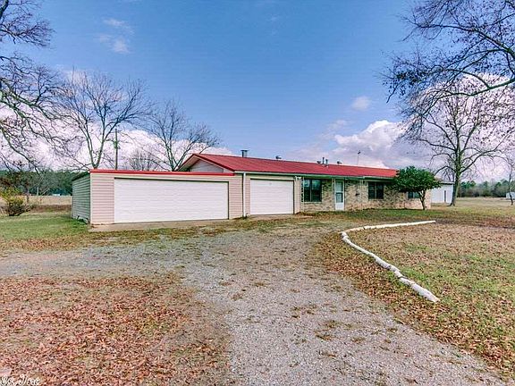 2nd image of 421 Edgewood Dr