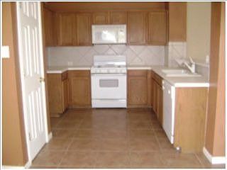 2nd image of 124 Edison Dr