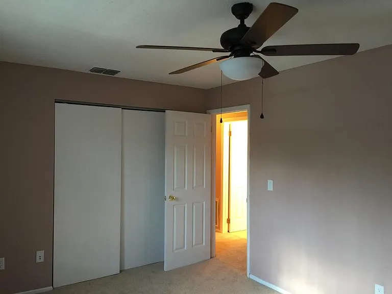 13901 Village Terrace Dr — Photo 11