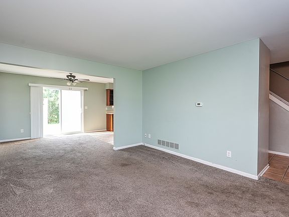 5th image of 10 Briarcliff Ct #10
