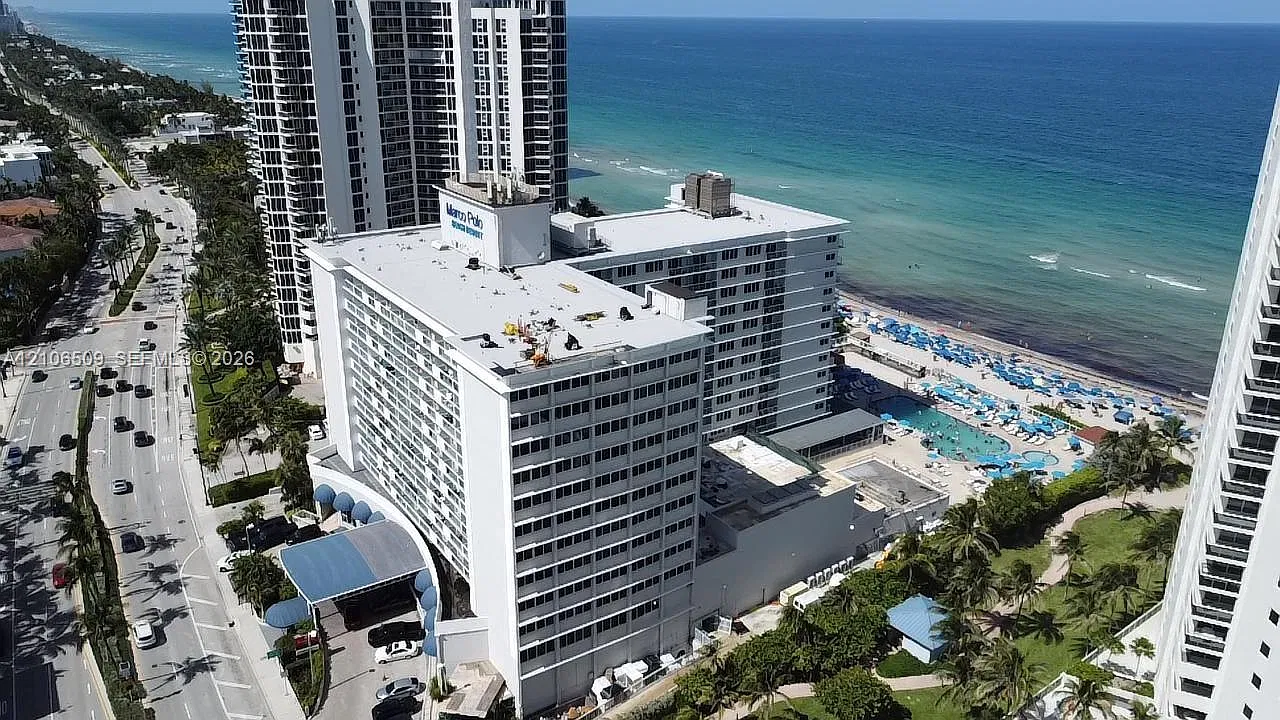 The Aventura Beach Club C — Photo 2