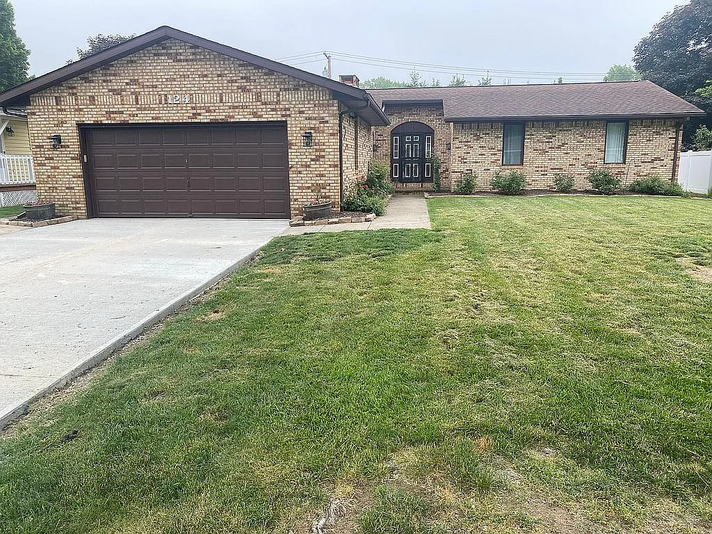 124 Calico Dr photo 1