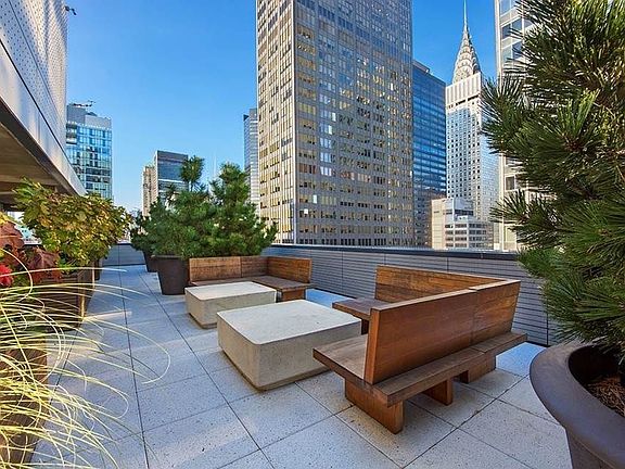 5th image of 200 E 39th St APT 16F