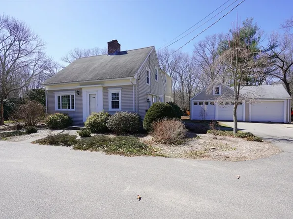 118 Berwick Rd, Attleboro, MA 02703