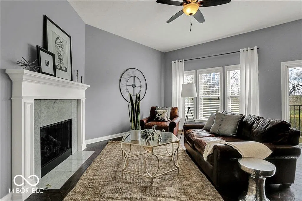 3 bed, 2.5 bath, 2298 sqft, $3,100 — Photo 4
