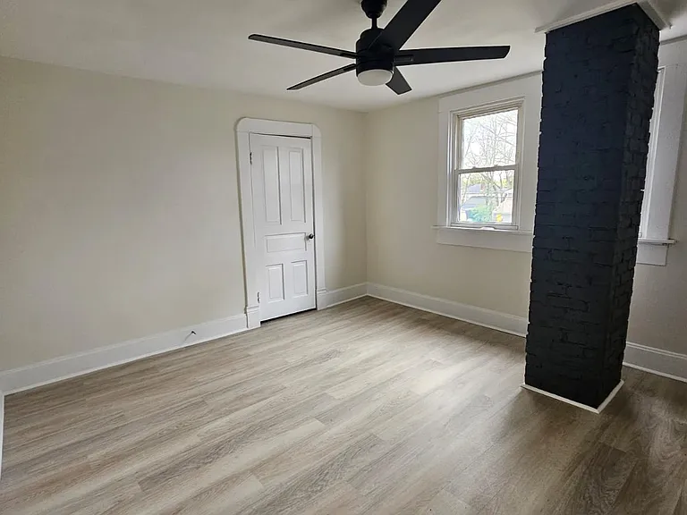 1320 N Olney St — Photo 24