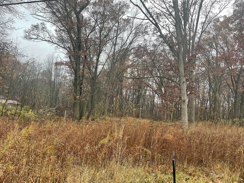 2nd image of 1111 S Brooks Rd