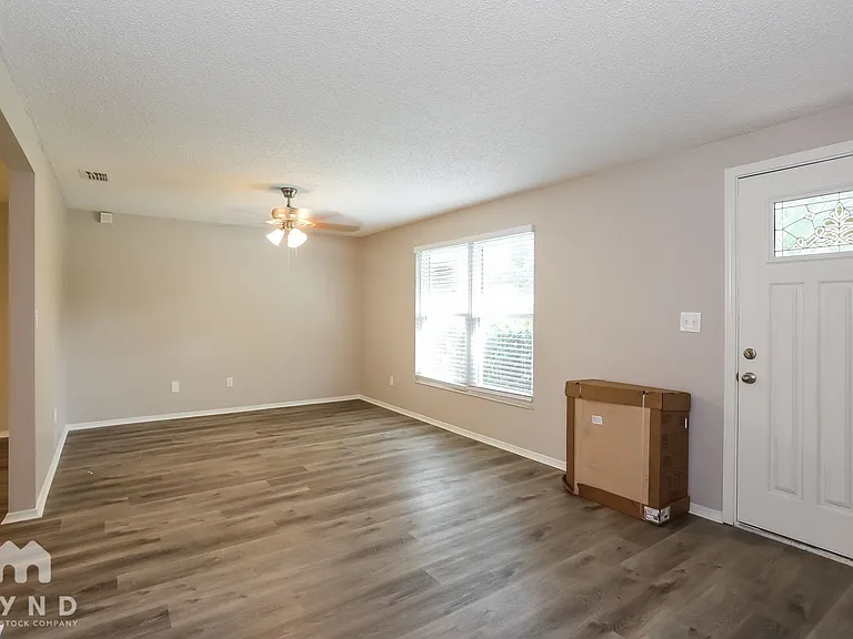 1669 Mary Beth Dr — Photo 5
