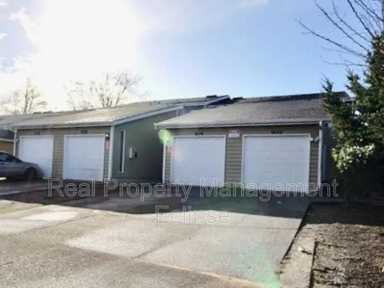 902 28th St NE #902 — Photo 1
