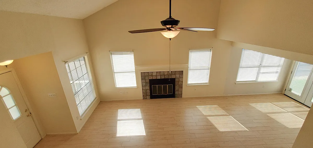 Wood burning fireplace - 2310 Klattenhoff Dr