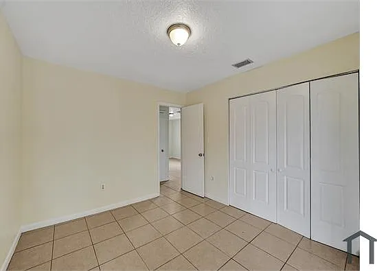 1101 W Prospect Rd — Photo 10