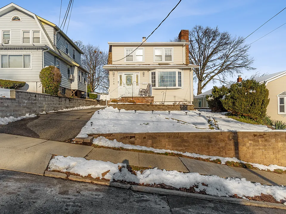 268 Marvin Ave