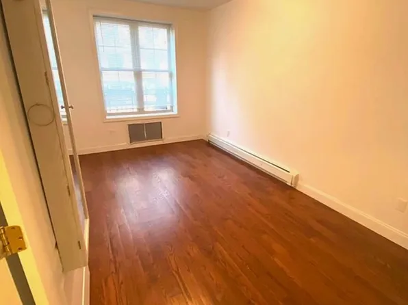 30-83 32nd Street image 8 of 14