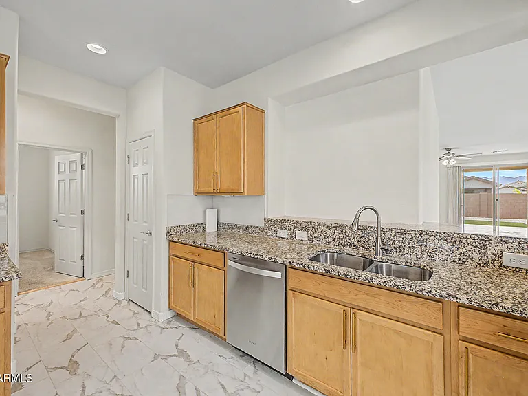 7143 W Coles Rd — Photo 26