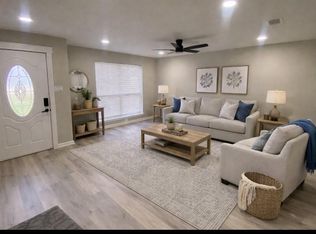 8212 Tavenor Ln, Houston, TX 77075