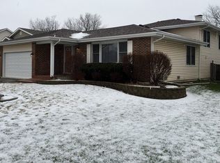 1840 Aspen Dr, Hanover Park, IL 60133
