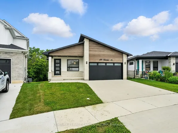 40 Greene St, Saint South Huron, ON N0M 1S2