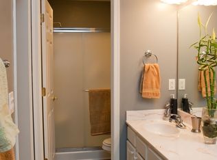 3812 Emerald Bay, Mishawaka, IN