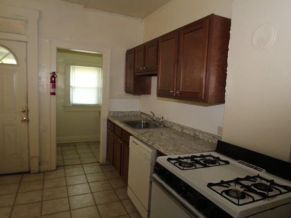 5th image of 27 E Patterson Ave