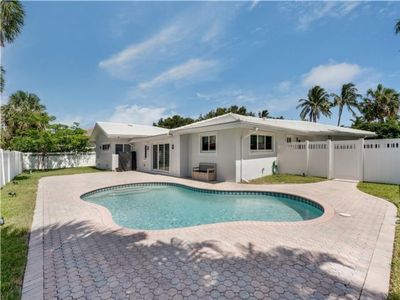 5 Mendota Ln, Sea Ranch Lakes, FL, 33308