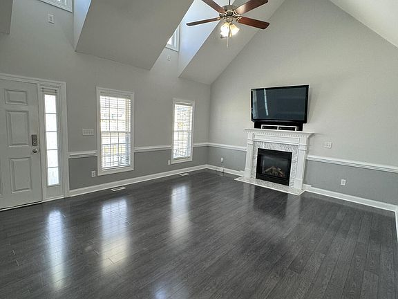 5th image of 1105 Sebring Drive