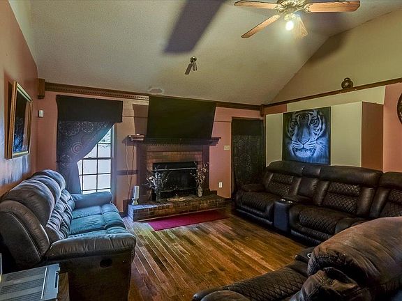 4th image of 4523 Bassett Hall Dr