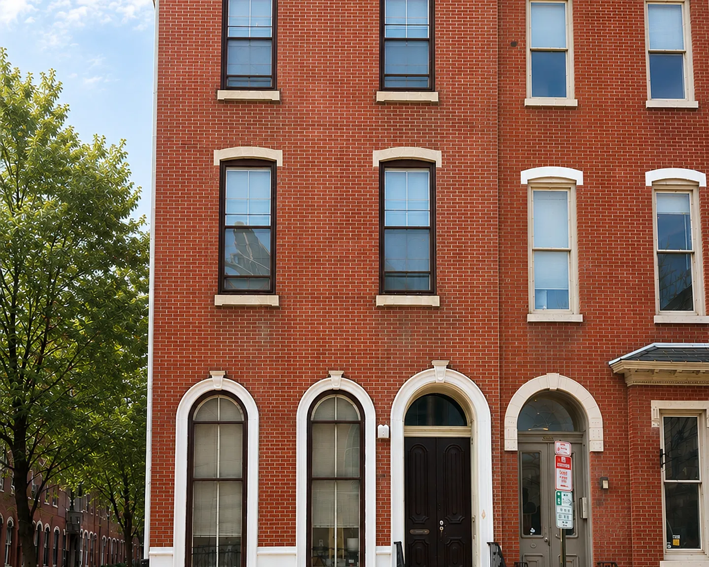 2032 Race St — Photo 1