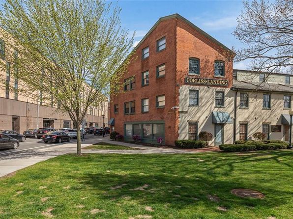 555 S Water St APT 329, Providence, RI 02903