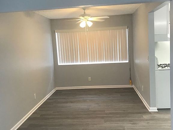 3rd image of 1108 W 102nd St APT A