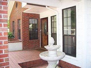 3rd image of 713 Snyder Hill Dr