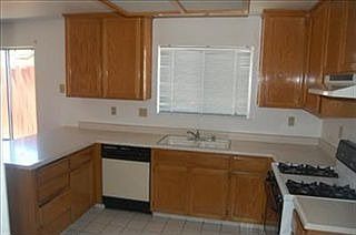 5th image of 731 Almond Glen Ave