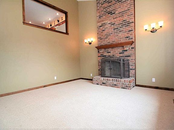3rd image of 3317 Autumnwood Way