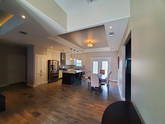 5th image of 2655 Fox Cove Dr