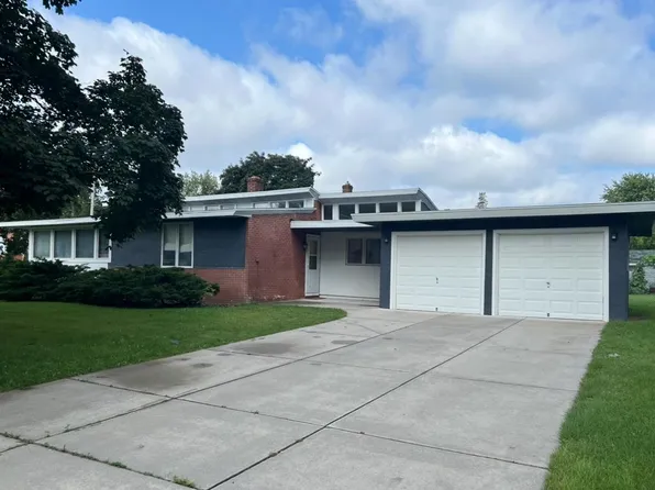 1295 Hastings St, Green Bay, WI 54301