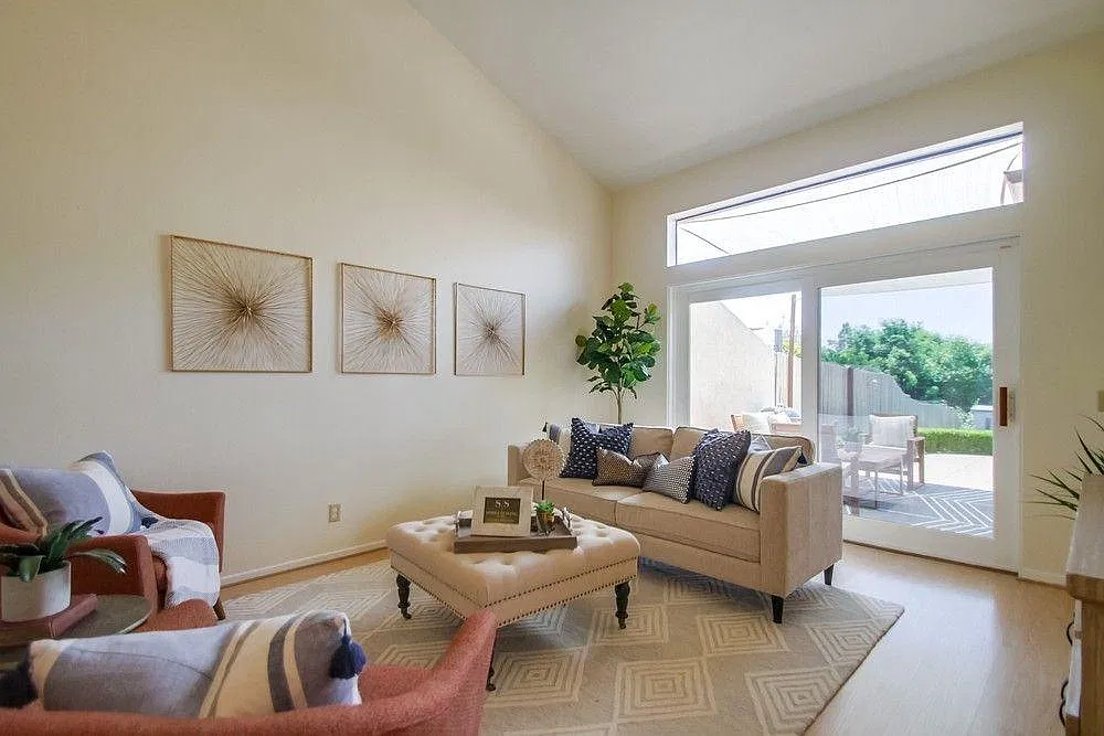 3 bed, 2.5 bath, 1800 sqft, $4,795 — Photo 3