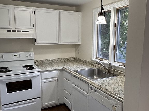 3rd image of 43 River Colony St #43