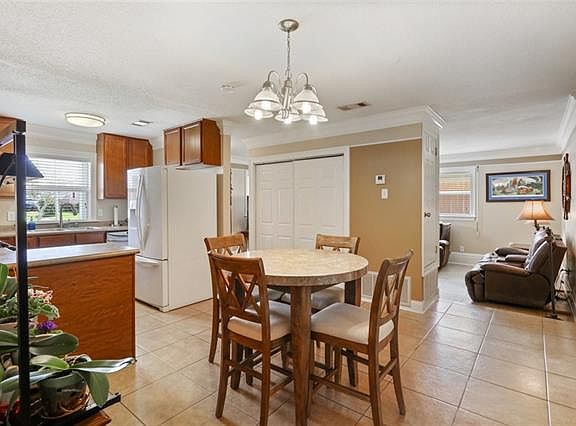 5th image of 1336 Gaudet Dr
