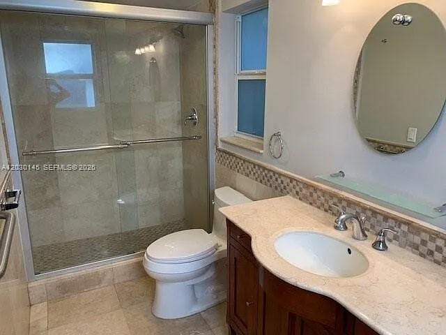 423 Alhambra Cir — Photo 32